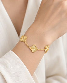 Luckcoo worn on an adult model