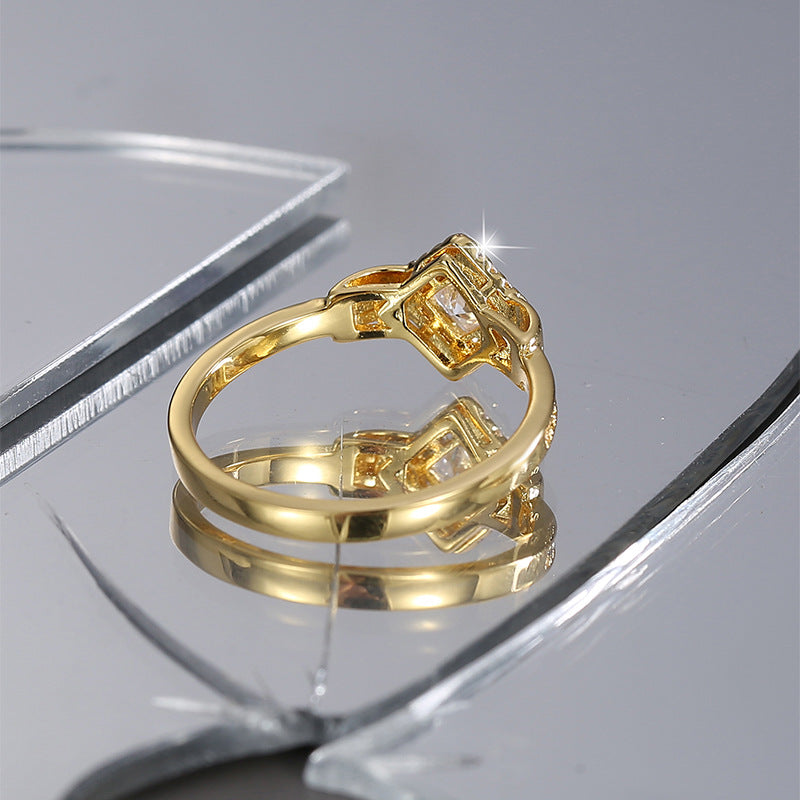 Square diamond temperament fashionable and minimalist ring