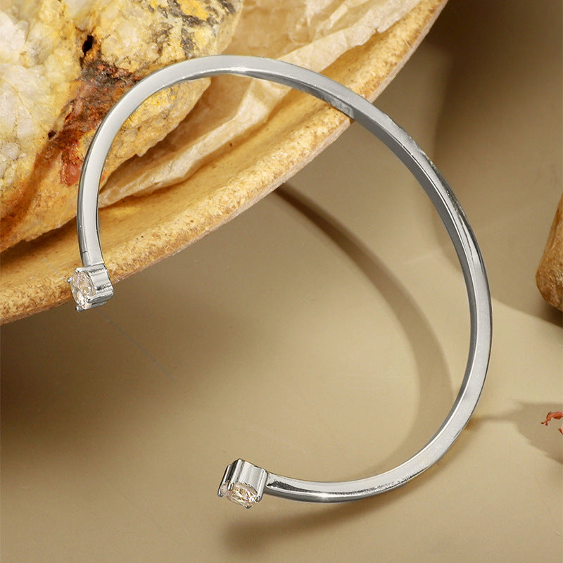 Minimalist double diamond 18K gold bracelet