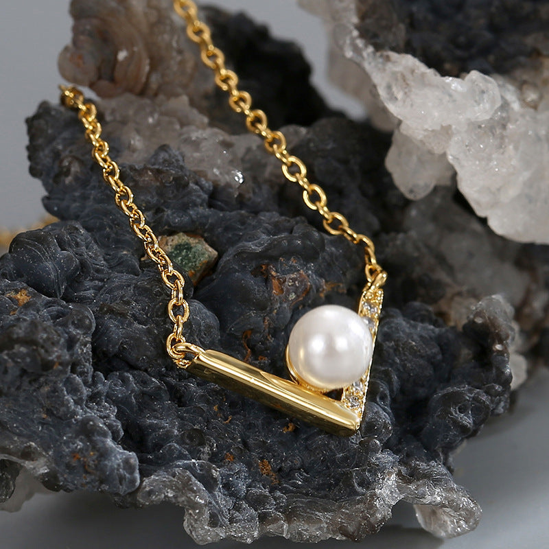 Bead inlaid diamond clavicle chain