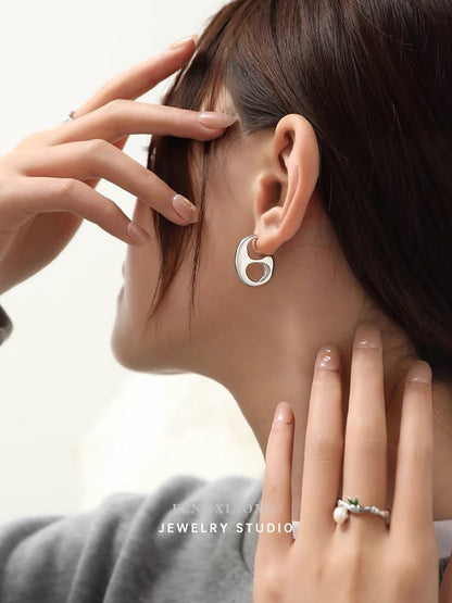 Hollow Simple Cool Style Earrings